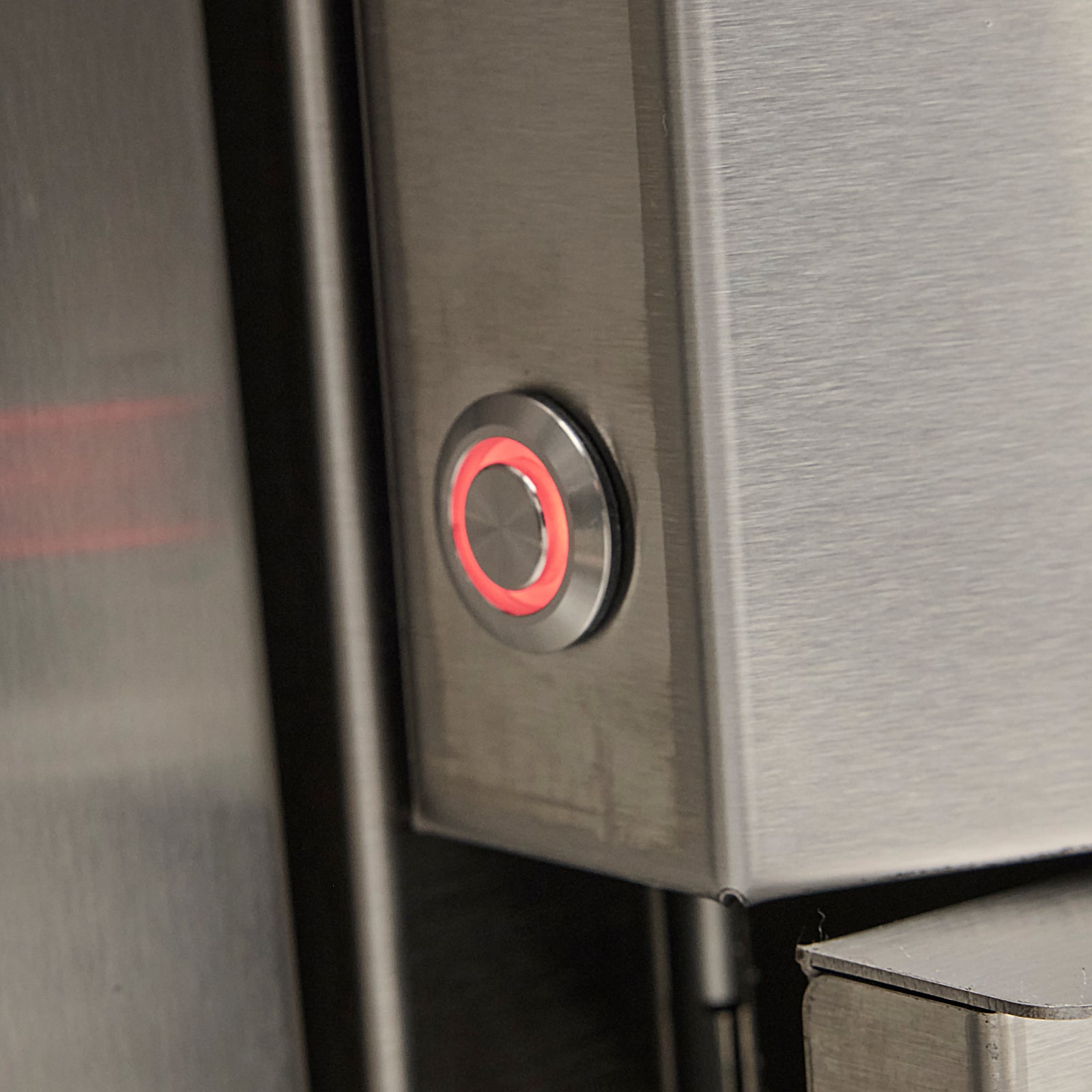 Coyote 28" Pellet Grill on Cart