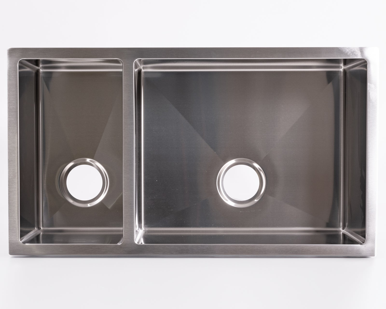 Cameo 32" Double Bowl Diamond Stainless Steel Sink (70/30 Split)