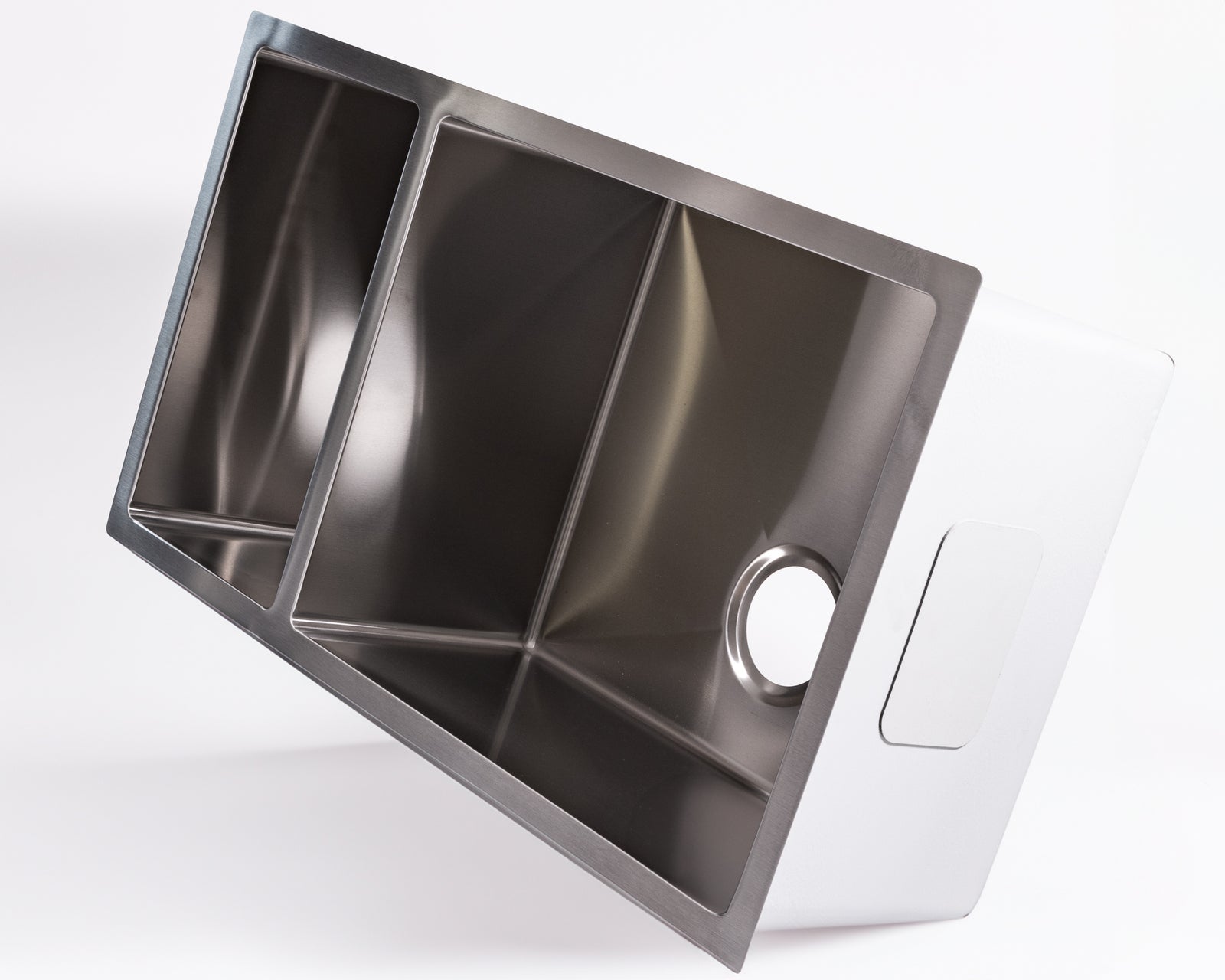 Cameo 32" Double Bowl Diamond Stainless Steel Sink (70/30 Split)