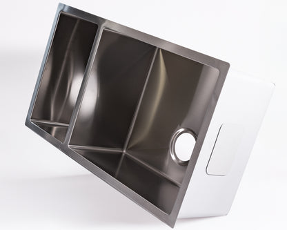 Cameo 32" Double Bowl Diamond Stainless Steel Sink (70/30 Split)