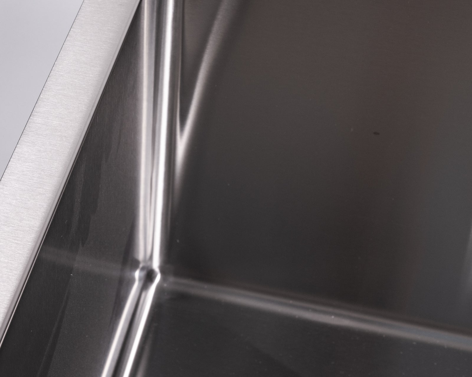 Cameo 32" Double Bowl Diamond Stainless Steel Sink (70/30 Split)