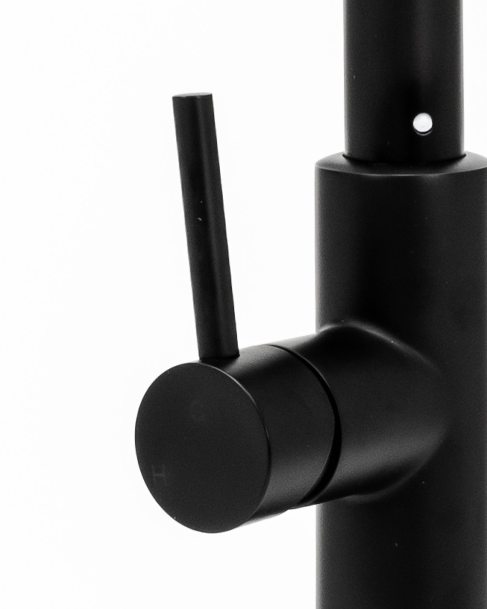 Cameo Pull-Down Kitchen Faucet (Matte Black)