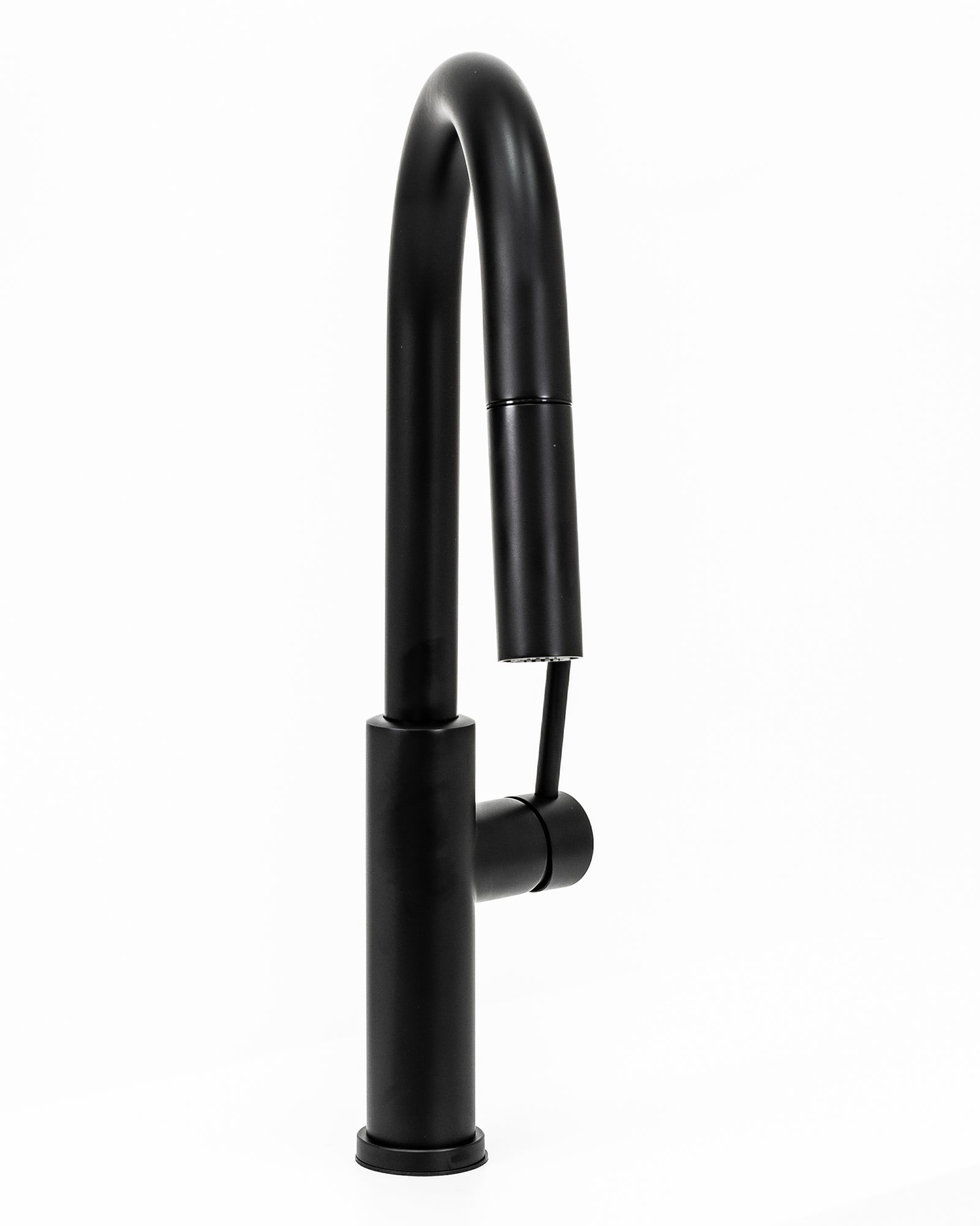 Cameo Pull-Down Kitchen Faucet (Matte Black)
