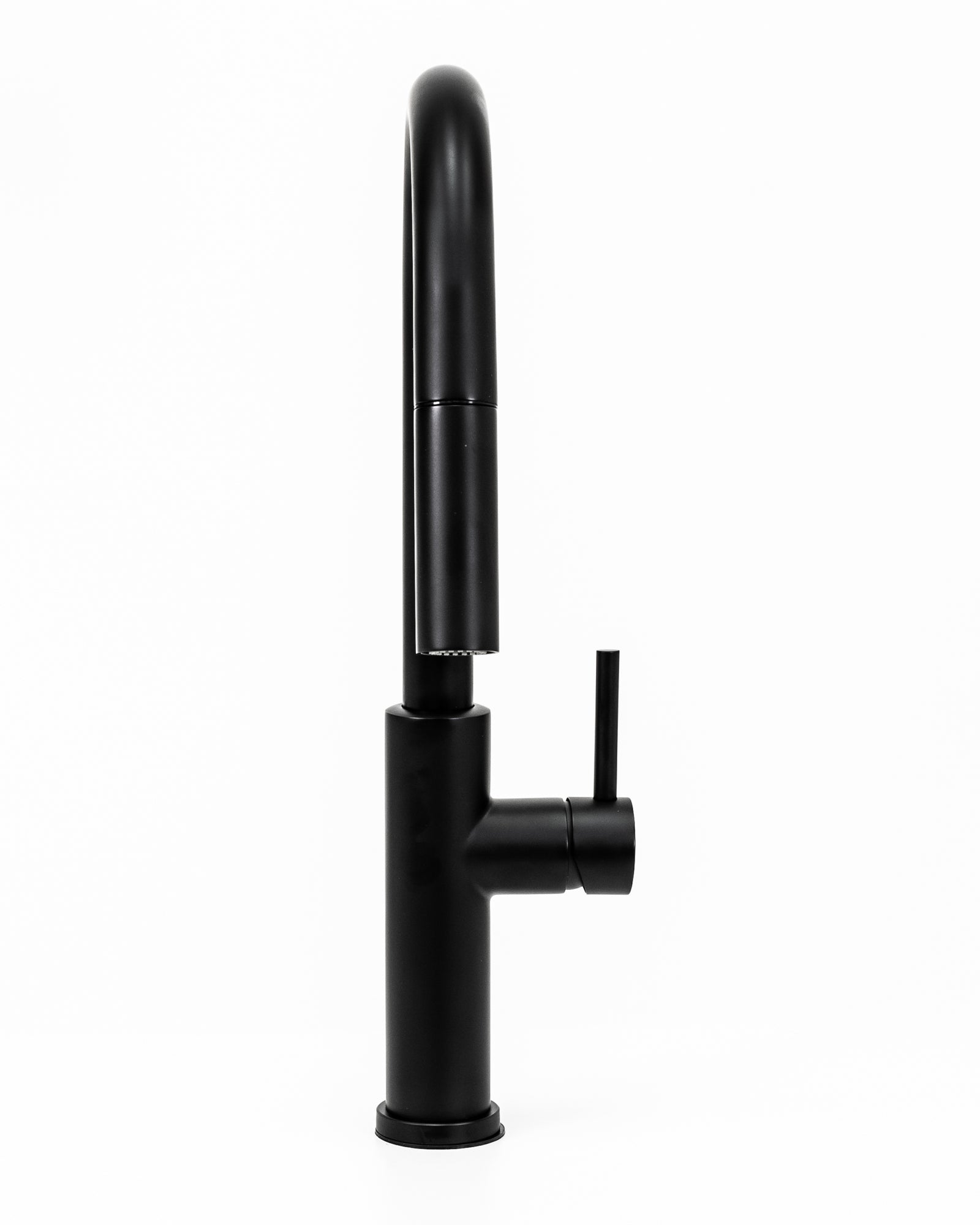 Cameo Pull-Down Kitchen Faucet (Matte Black)