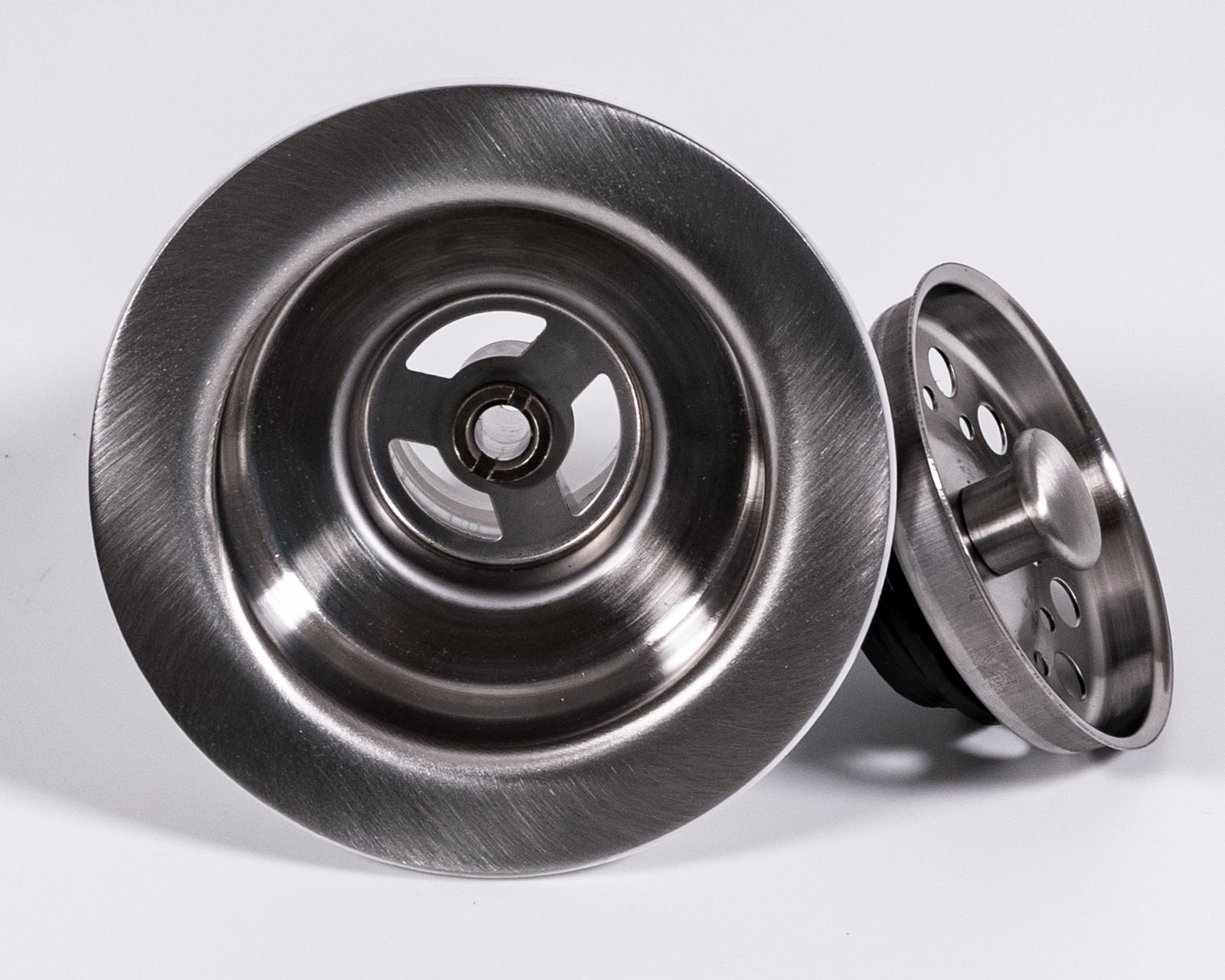 Cameo Standard Sink Strainer - Brushed Nickel