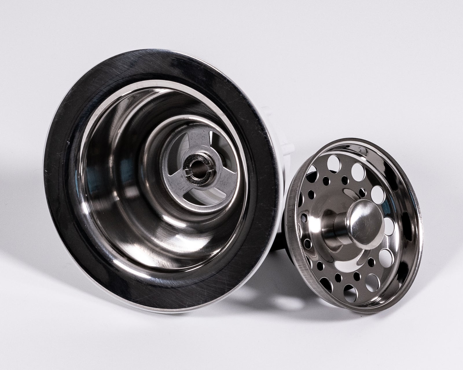 Cameo Standard Sink Strainer - Polished Chrome