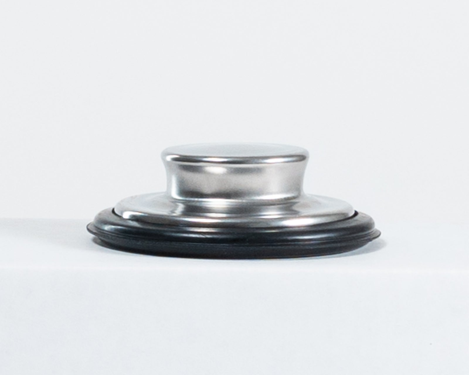 Cameo 1¼ HP Waste Disposer (Premium Model)